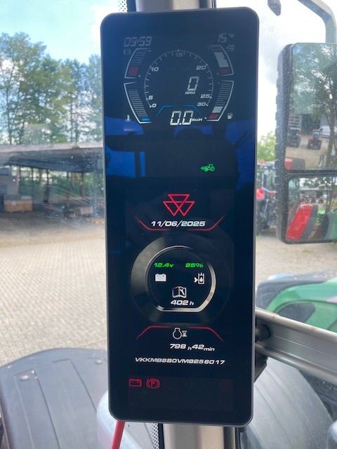 Massey Ferguson 8S.245 Dyna E-Power Excl - جرار: صورة 4 Massey Ferguson 8S.245 Dyna E-Power Excl - جرار: صورة 4