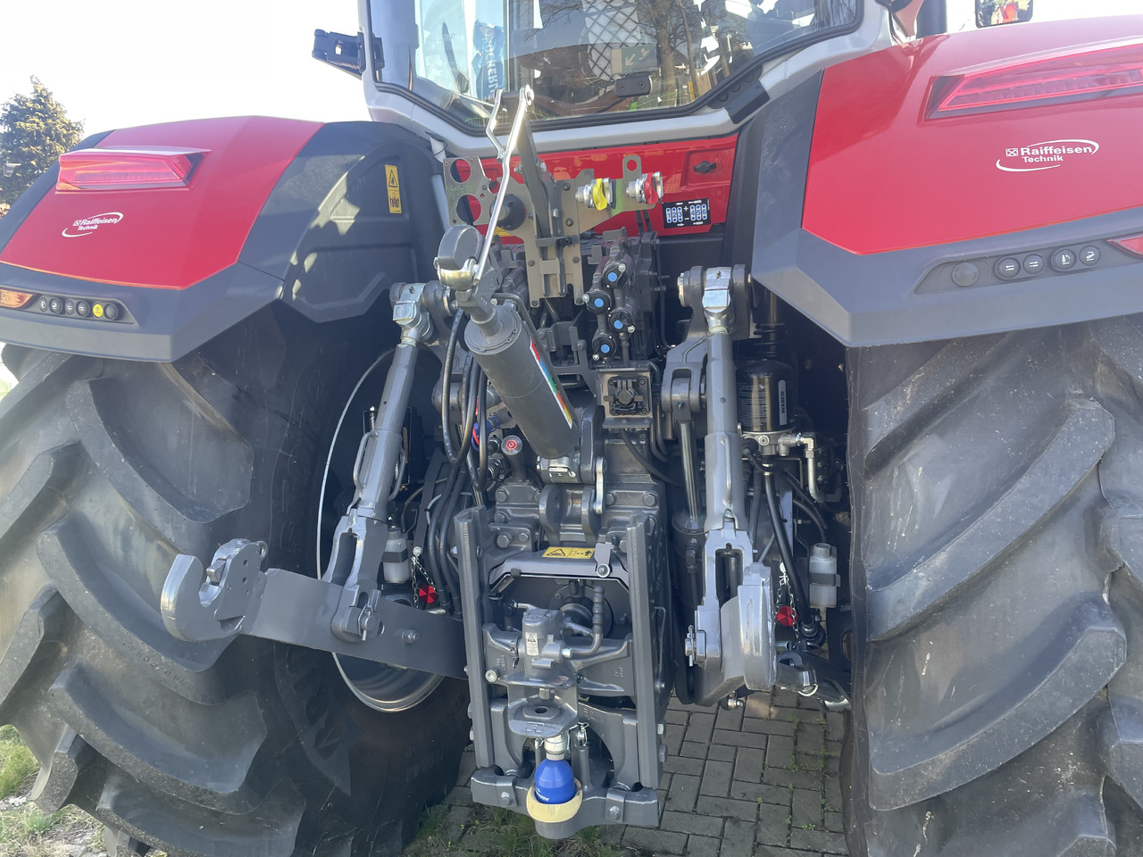 Massey Ferguson 8S.245 Dyna-VT EXCLUSIVE - جرار: صورة 3 Massey Ferguson 8S.245 Dyna-VT EXCLUSIVE - جرار: صورة 3