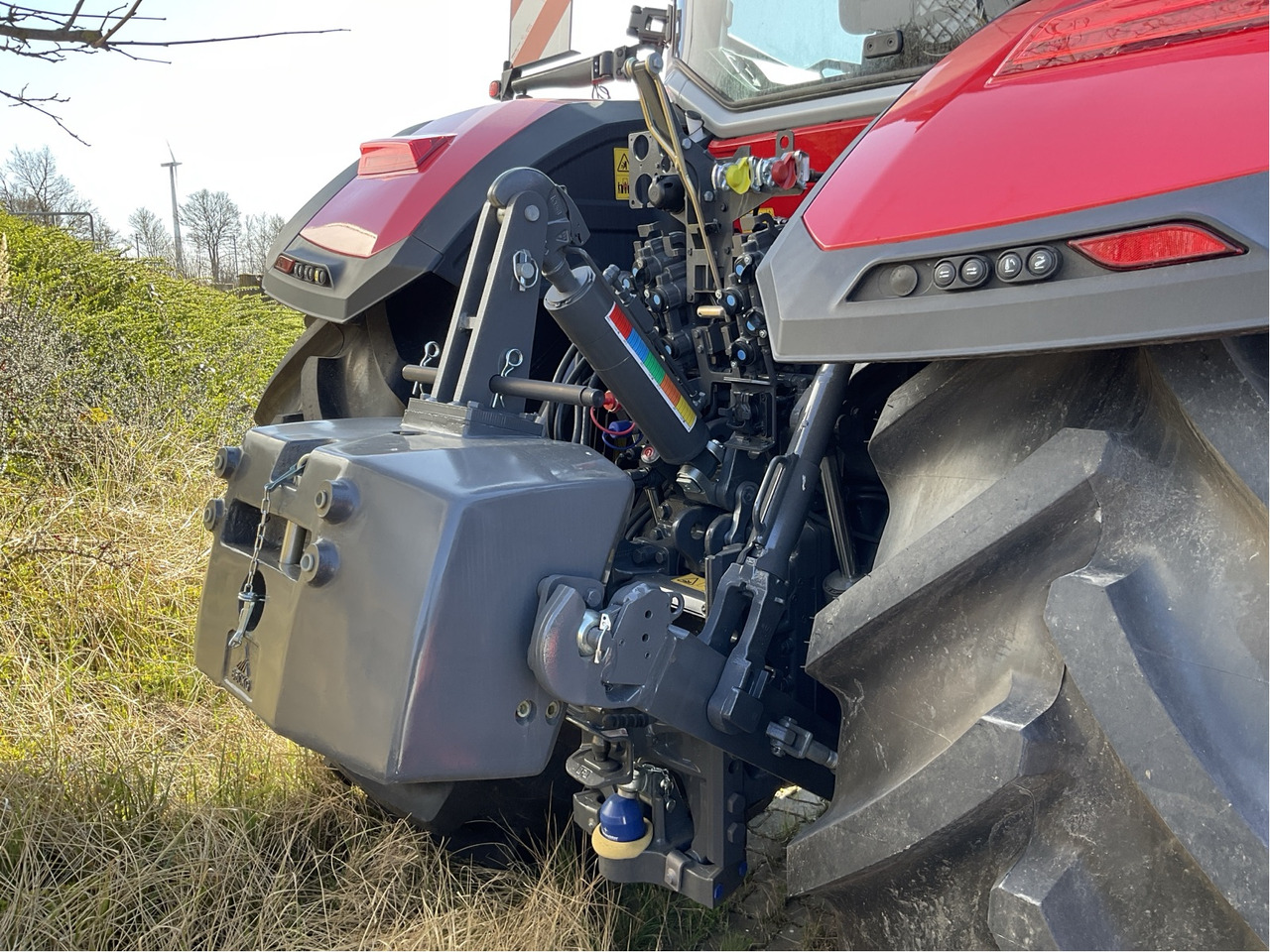 Massey Ferguson 8S.305 Dyna-VT EXCLUSIVE - جرار: صورة 3 Massey Ferguson 8S.305 Dyna-VT EXCLUSIVE - جرار: صورة 3