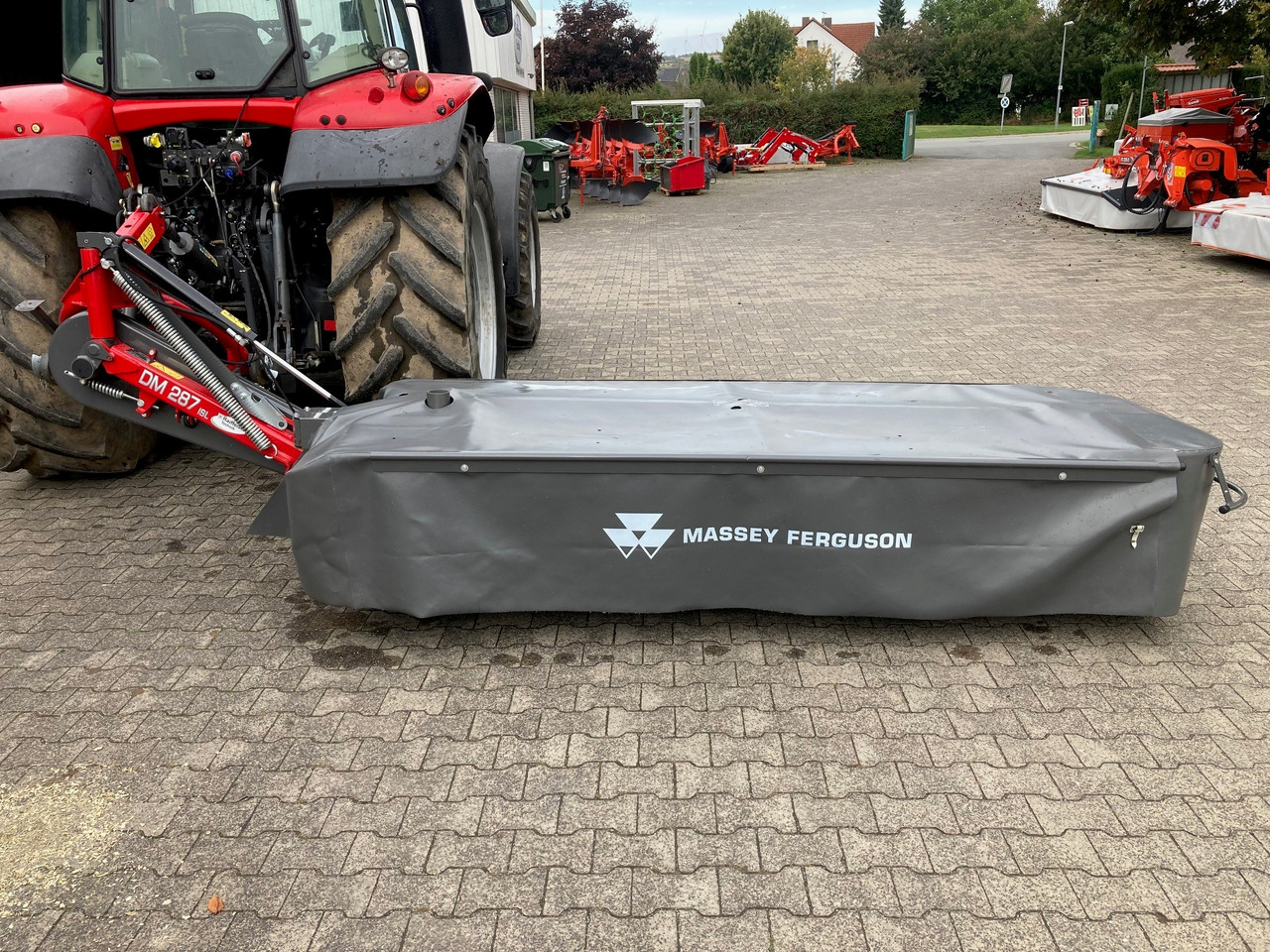 Massey Ferguson DM 287 ISL - جزازة العشب: صورة 1 Massey Ferguson DM 287 ISL - جزازة العشب: صورة 1