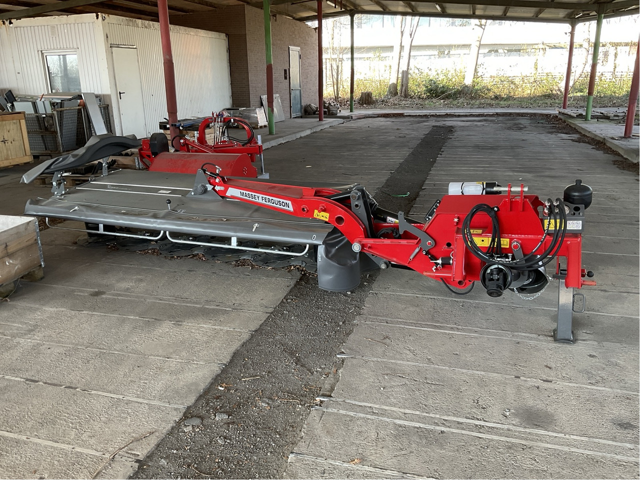 Massey Ferguson DM 316 TL-V - جزازة العشب: صورة 1 Massey Ferguson DM 316 TL-V - جزازة العشب: صورة 1