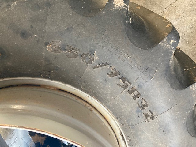 Petlas Doppelräder 650/75R32 f. Fendt - إطارات: صورة 3 Petlas Doppelräder 650/75R32 f. Fendt - إطارات: صورة 3