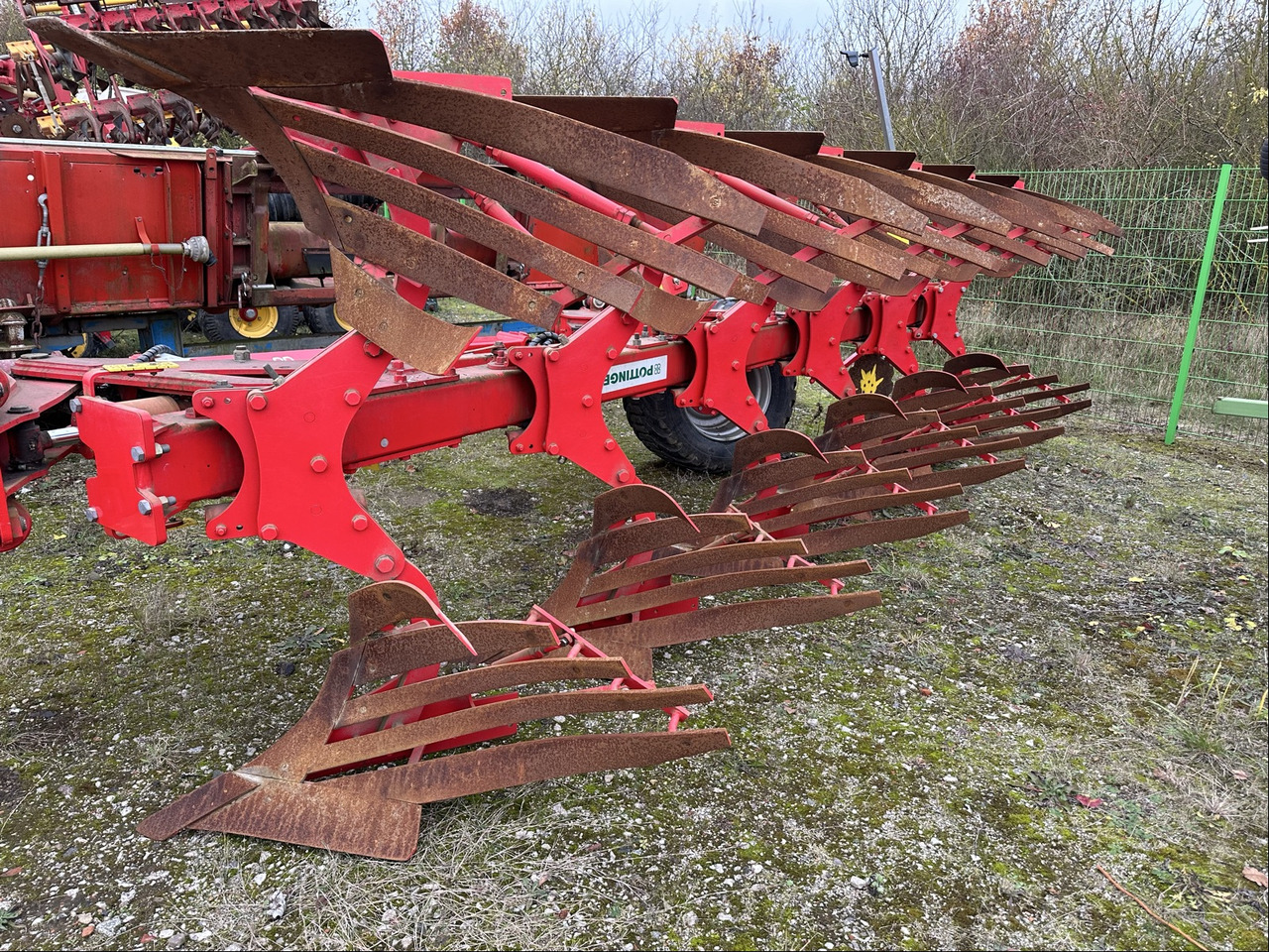 تأجير Pöttinger Vario Pflug Servo 6.50 Plus Pöttinger Vario Pflug Servo 6.50 Plus: صورة 7 تأجير Pöttinger Vario Pflug Servo 6.50 Plus Pöttinger Vario Pflug Servo 6.50 Plus: صورة 7