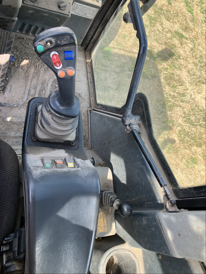 Schäffer 9660 T mit SCV-Kabine - اللودر: صورة 4 Schäffer 9660 T mit SCV-Kabine - اللودر: صورة 4