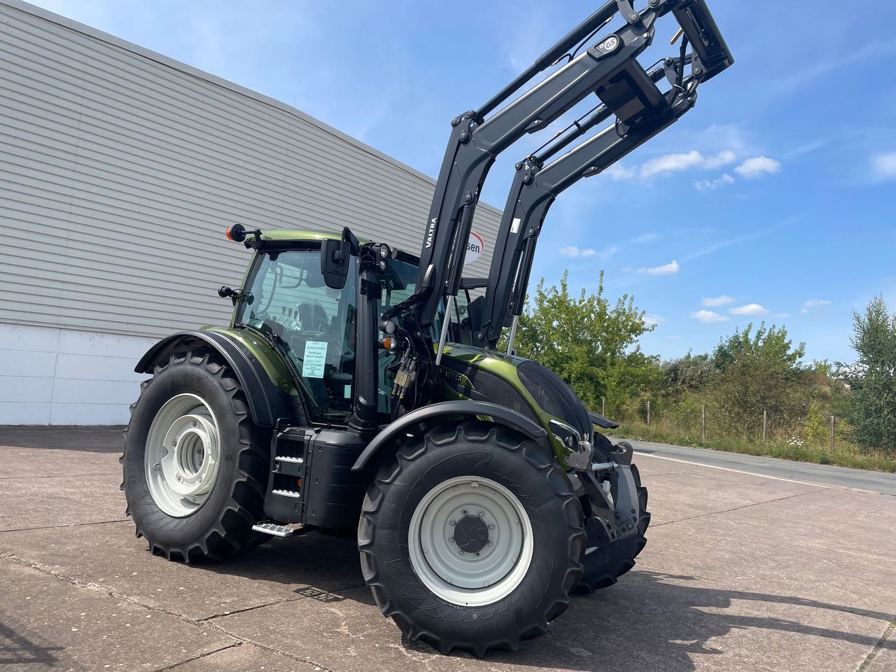 Valtra N155 EA 2B1 - جرار: صورة 5 Valtra N155 EA 2B1 - جرار: صورة 5