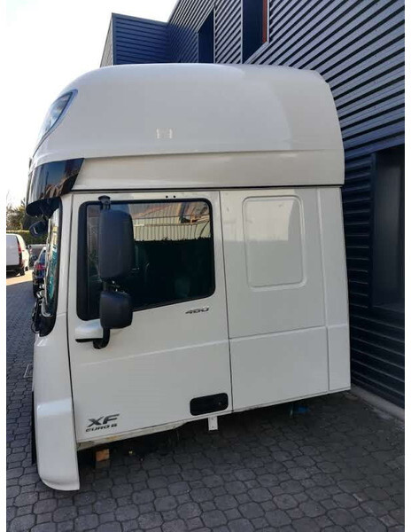 DAF XF 106 Euro 6 - الكابينة والداخلية - شاحنة: صورة 3 DAF XF 106 Euro 6 - الكابينة والداخلية - شاحنة: صورة 3