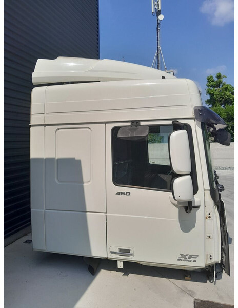 DAF XF 106 SPACE CAB SC - الكابينة والداخلية - شاحنة: صورة 5 DAF XF 106 SPACE CAB SC - الكابينة والداخلية - شاحنة: صورة 5