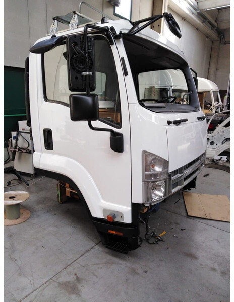 Isuzu FRR Euro 5 - الكابينة والداخلية - شاحنة: صورة 5 Isuzu FRR Euro 5 - الكابينة والداخلية - شاحنة: صورة 5
