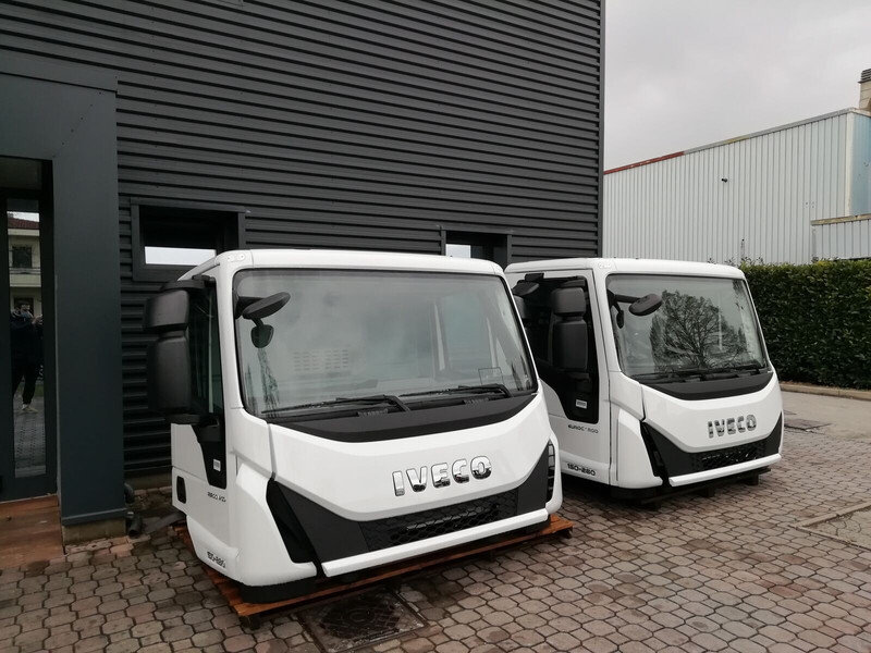 Iveco EUROCARGO Euro 6 - الكابينة والداخلية - شاحنة: صورة 2 Iveco EUROCARGO Euro 6 - الكابينة والداخلية - شاحنة: صورة 2