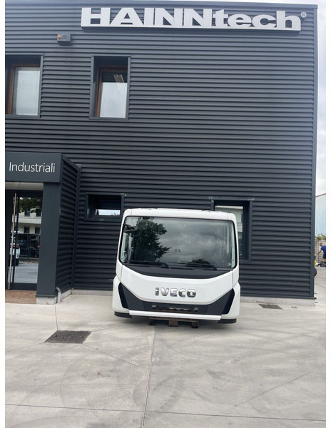 Iveco Eurocargo - الكابينة والداخلية - شاحنة: صورة 1 Iveco Eurocargo - الكابينة والداخلية - شاحنة: صورة 1