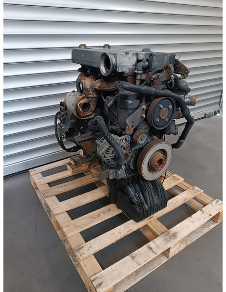 Mercedes-Benz OM904LA - OM 904 LA - محرك - شاحنة: صورة 2 Mercedes-Benz OM904LA - OM 904 LA - محرك - شاحنة: صورة 2