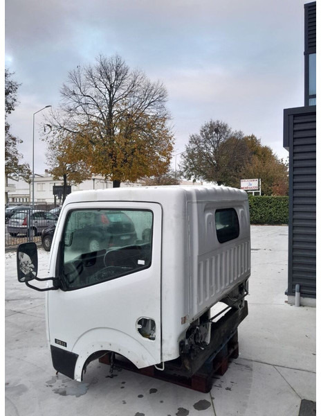 Nissan Cabstar - الكابينة والداخلية - شاحنة: صورة 3 Nissan Cabstar - الكابينة والداخلية - شاحنة: صورة 3