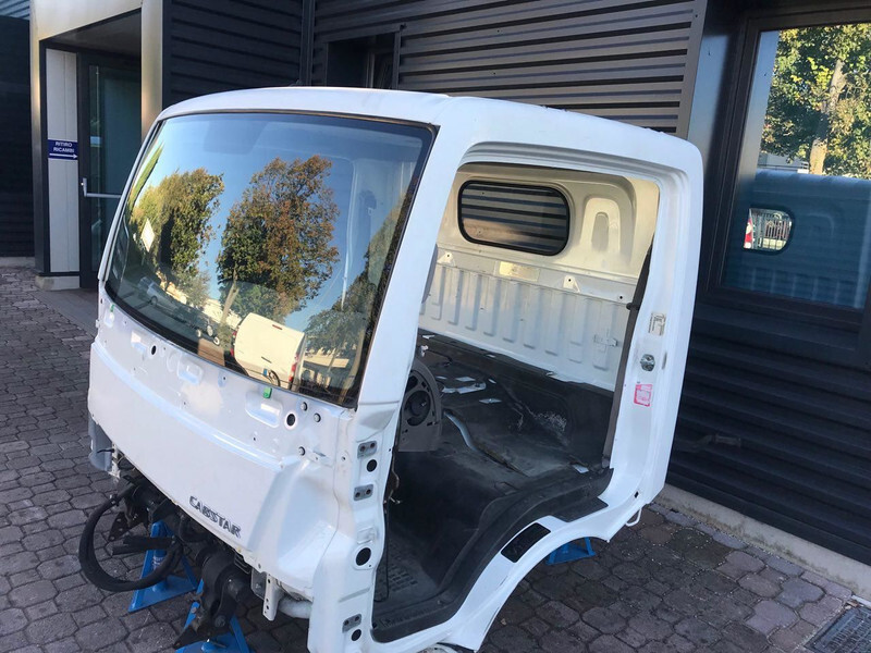Nissan NT400 CABSTAR - الكابينة والداخلية - شاحنة: صورة 1 Nissan NT400 CABSTAR - الكابينة والداخلية - شاحنة: صورة 1