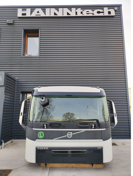 Volvo FH - L2 H1 - الكابينة والداخلية - شاحنة: صورة 3 Volvo FH - L2 H1 - الكابينة والداخلية - شاحنة: صورة 3