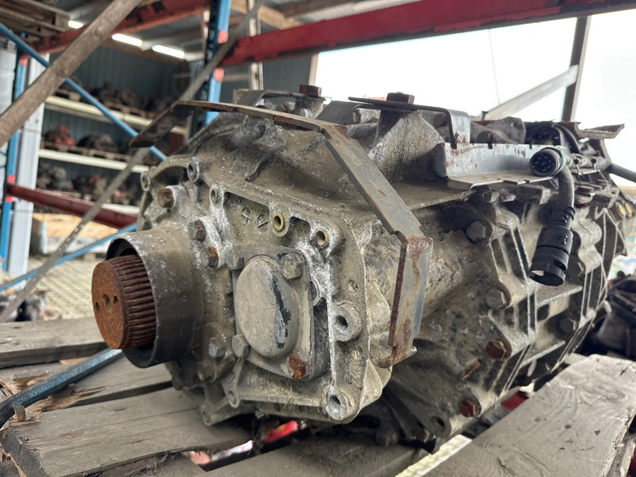 DAF GEARBOX 12A2130 TD *DAMAGE* - صندوق التروس - شاحنة: صورة 1 DAF GEARBOX 12A2130 TD *DAMAGE* - صندوق التروس - شاحنة: صورة 1