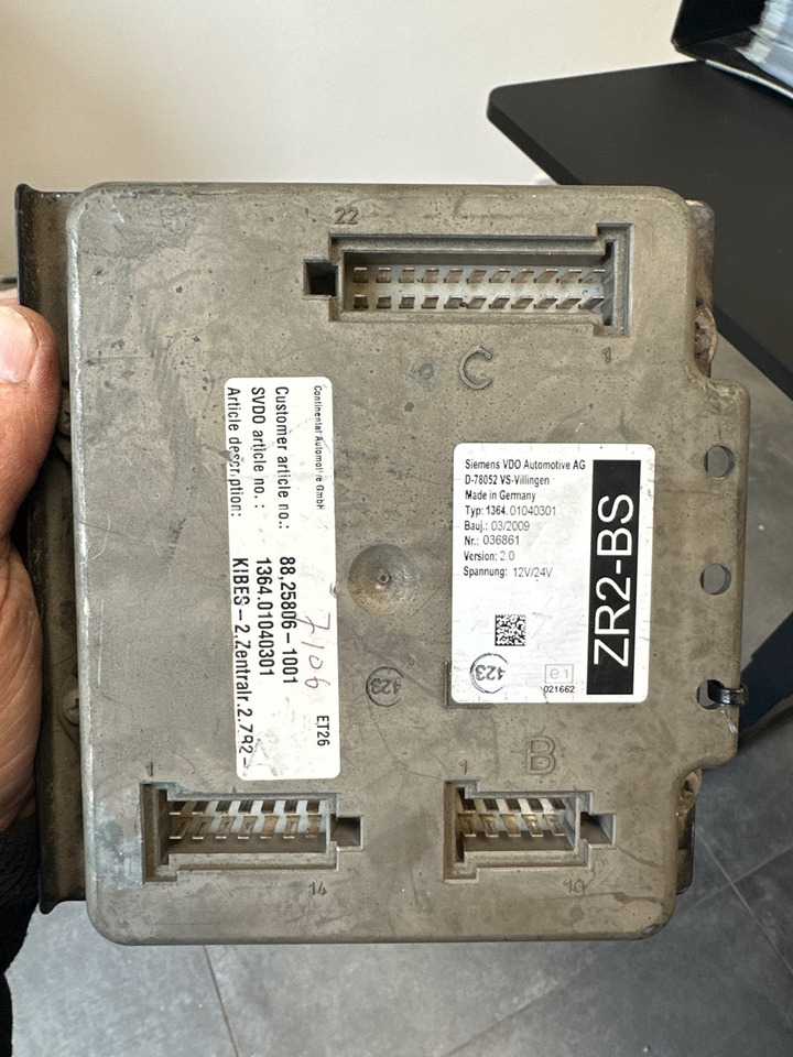 MAN 136401040301 ZR2-BS Control Unit - النظام الكهربائي - شاحنة: صورة 1 MAN 136401040301 ZR2-BS Control Unit - النظام الكهربائي - شاحنة: صورة 1