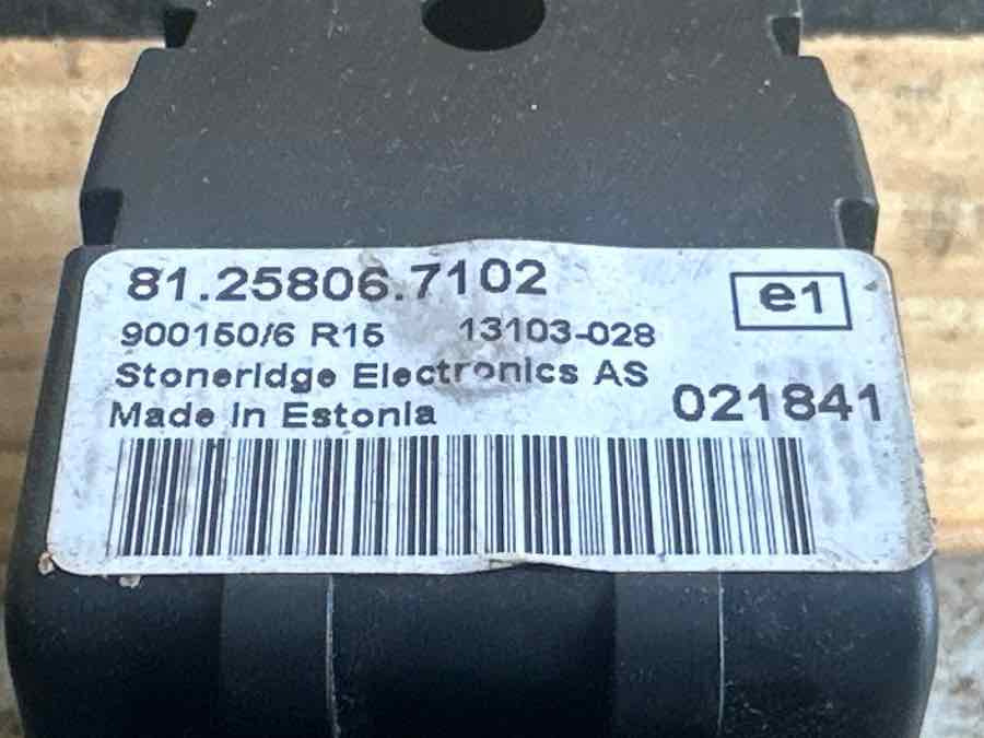 MAN DOOR MODULE 81.25806-7102 - النظام الكهربائي - شاحنة: صورة 2 MAN DOOR MODULE 81.25806-7102 - النظام الكهربائي - شاحنة: صورة 2