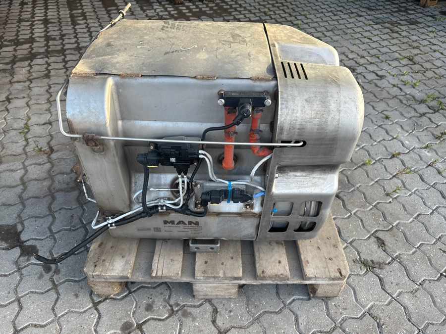 MAN EXHAUST 81.15101-6048 - علبة العادم/ نظام العادم - شاحنة: صورة 1 MAN EXHAUST 81.15101-6048 - علبة العادم/ نظام العادم - شاحنة: صورة 1