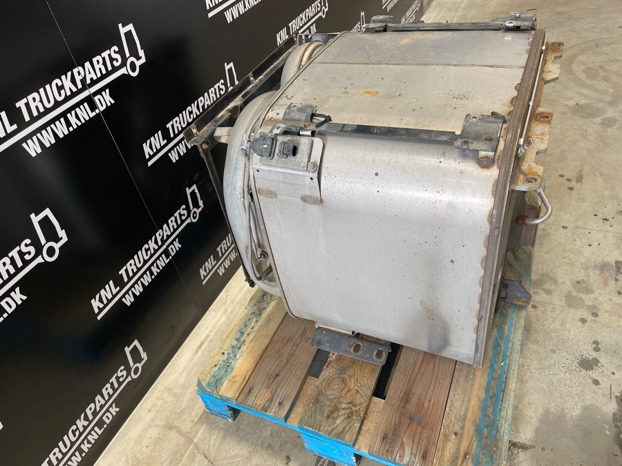 MAN EXHAUST SILENCER 81.15103-6182 - علبة العادم/ نظام العادم - شاحنة: صورة 3 MAN EXHAUST SILENCER 81.15103-6182 - علبة العادم/ نظام العادم - شاحنة: صورة 3