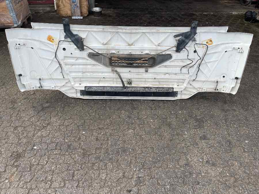 MAN FRONT DOOR / SERVICE DOOR 81.61110-6096 - الكابينة والداخلية - شاحنة: صورة 2 MAN FRONT DOOR / SERVICE DOOR 81.61110-6096 - الكابينة والداخلية - شاحنة: صورة 2