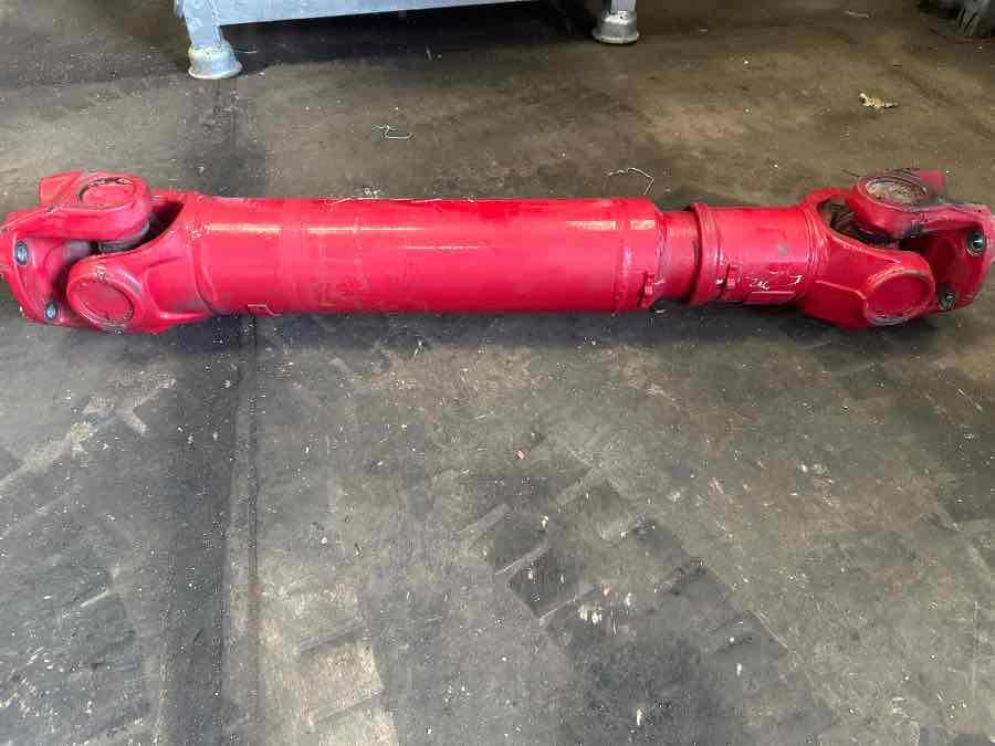 MAN PROPSHAFT 81.39143-6124 - عمود الكردان - شاحنة: صورة 1 MAN PROPSHAFT 81.39143-6124 - عمود الكردان - شاحنة: صورة 1