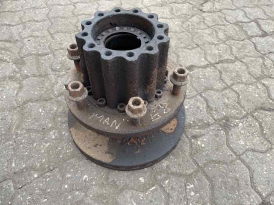 MAN REAR HUB 81.35701-0147 - محور - شاحنة: صورة 1 MAN REAR HUB 81.35701-0147 - محور - شاحنة: صورة 1