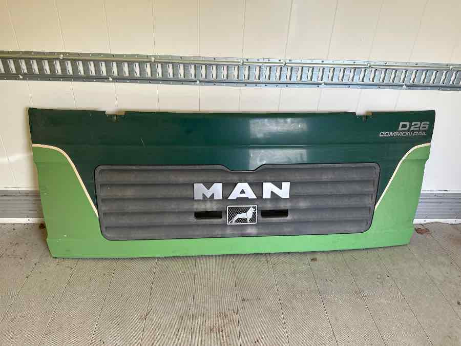 MAN TGA FRONT SERVICE DOOR 81.61110-0053 - هيكل السيارة الخارجية - شاحنة: صورة 1 MAN TGA FRONT SERVICE DOOR 81.61110-0053 - هيكل السيارة الخارجية - شاحنة: صورة 1