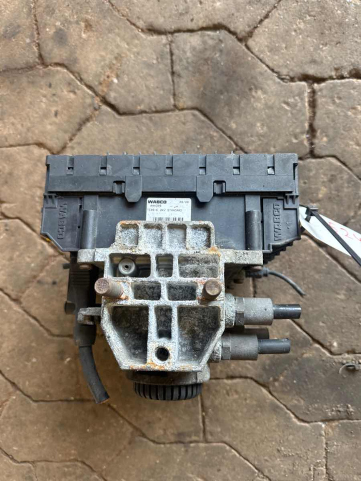 MB BUS TEBS-E 24V STANDARD TRAILER MODULATOR - صمام الفرامل - شاحنة: صورة 4 MB BUS TEBS-E 24V STANDARD TRAILER MODULATOR - صمام الفرامل - شاحنة: صورة 4