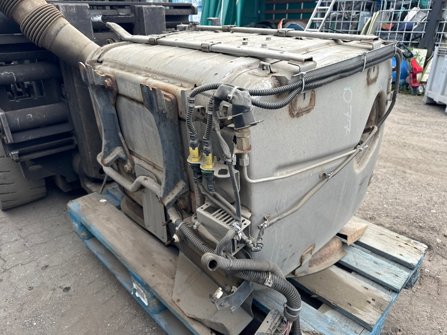 MERCEDES EXHAUST A0064908712 - علبة العادم/ نظام العادم - شاحنة: صورة 2 MERCEDES EXHAUST A0064908712 - علبة العادم/ نظام العادم - شاحنة: صورة 2