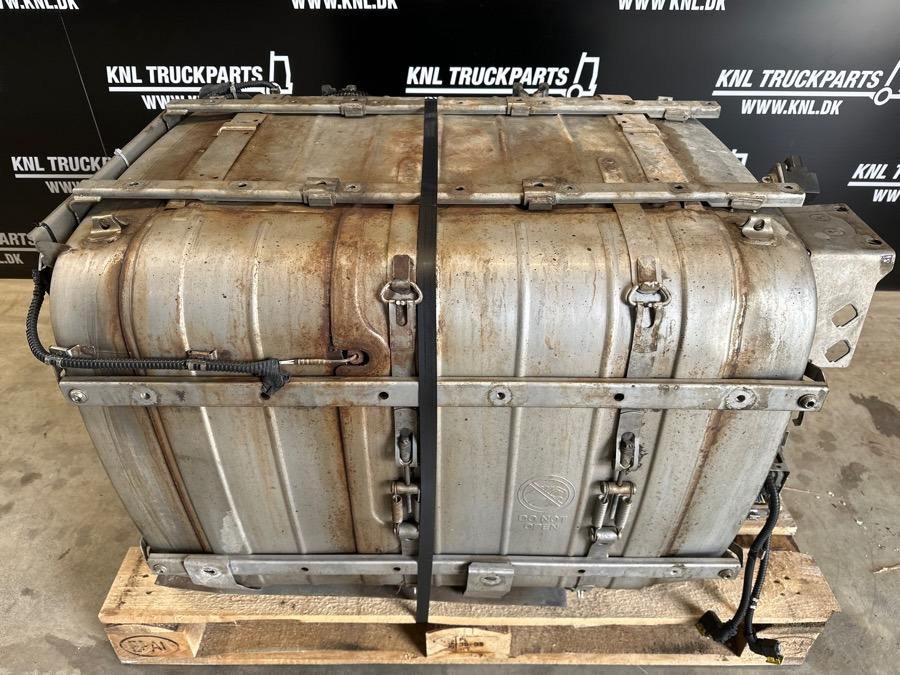 MERCEDES EXHAUST A0084901012 - علبة العادم/ نظام العادم - شاحنة: صورة 2 MERCEDES EXHAUST A0084901012 - علبة العادم/ نظام العادم - شاحنة: صورة 2