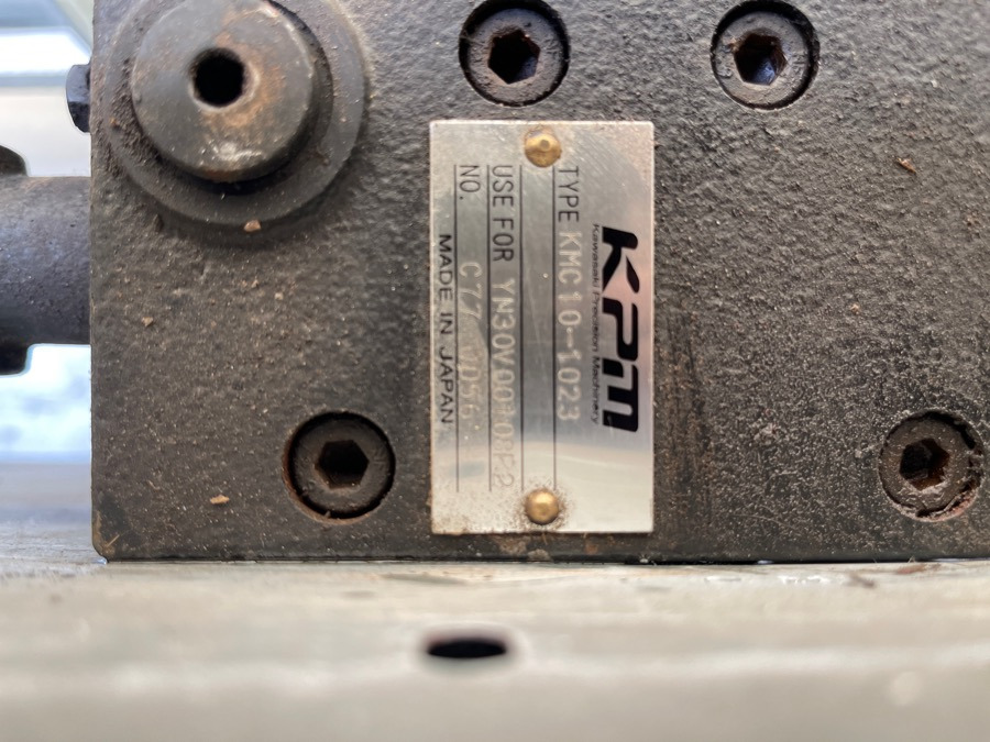 NEW HOLLAND VALVE KPM VENTIL TYPE :KMC10-1023 - صمام الفرامل - شاحنة: صورة 1 NEW HOLLAND VALVE KPM VENTIL TYPE :KMC10-1023 - صمام الفرامل - شاحنة: صورة 1