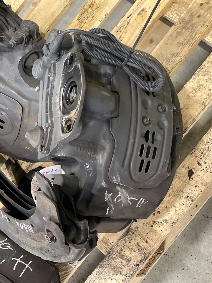 SCANIA 2475273 - رأس أسطوانية - شاحنة: صورة 1 SCANIA 2475273 - رأس أسطوانية - شاحنة: صورة 1