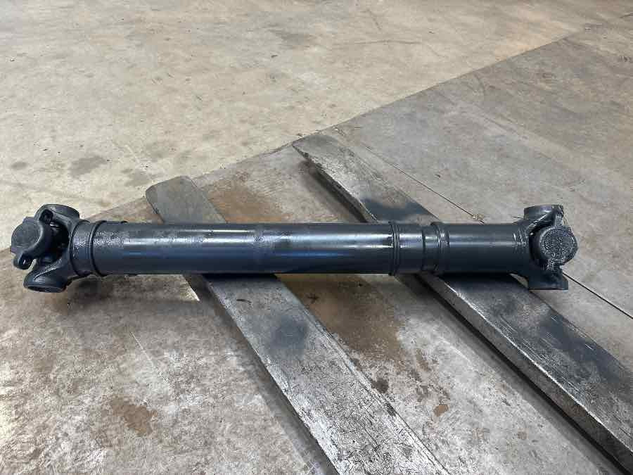 SCANIA PROPSHAFT P500 1758537 - عمود الكردان - شاحنة: صورة 1 SCANIA PROPSHAFT P500 1758537 - عمود الكردان - شاحنة: صورة 1