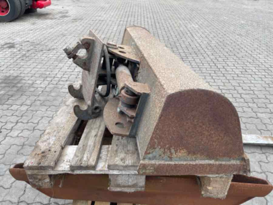 SKOVL MED VIP - بكت حفار - آلات الإنشاء: صورة 2 SKOVL MED VIP - بكت حفار - آلات الإنشاء: صورة 2