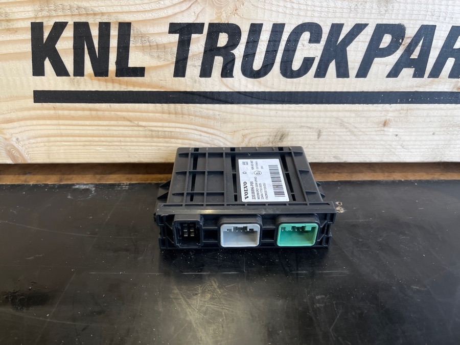 VOLVO CONTROL UNIT 22038896 - النظام الكهربائي - شاحنة: صورة 1 VOLVO CONTROL UNIT 22038896 - النظام الكهربائي - شاحنة: صورة 1