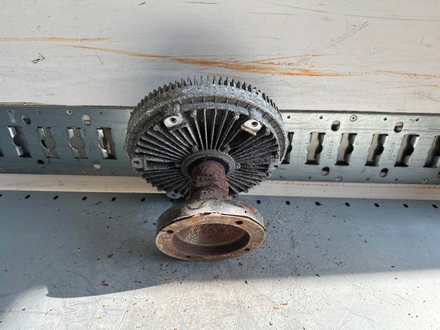 VOLVO FAN CLUCH 20867274 - نظام التبريد - شاحنة: صورة 3 VOLVO FAN CLUCH 20867274 - نظام التبريد - شاحنة: صورة 3