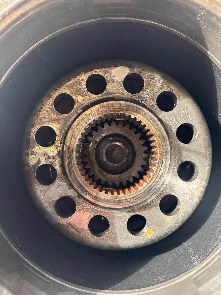 VOLVO HUBREDUCTION 21942659 - محور - شاحنة: صورة 3 VOLVO HUBREDUCTION 21942659 - محور - شاحنة: صورة 3