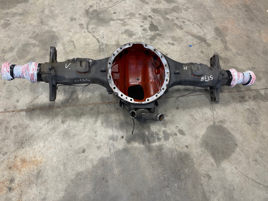 VOLVO REAR AXLE 22324044 - المحور و قطع الغيار - شاحنة: صورة 2 VOLVO REAR AXLE 22324044 - المحور و قطع الغيار - شاحنة: صورة 2