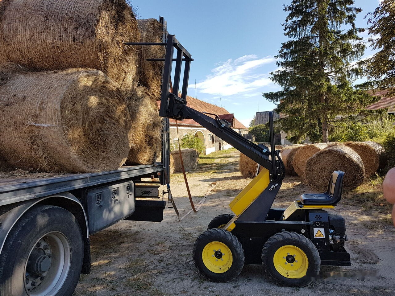 Tur Poland Miniradlader Miniloader Mini hoflader TUR N 520 - شيول صغير: صورة 1 Tur Poland Miniradlader Miniloader Mini hoflader TUR N 520 - شيول صغير: صورة 1