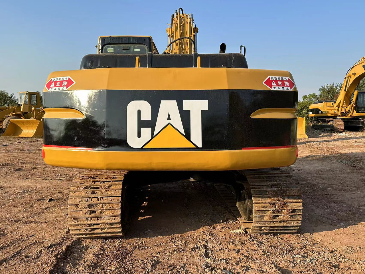 CAT 320B excavator - حفار زاحف: صورة 3 CAT 320B excavator - حفار زاحف: صورة 3