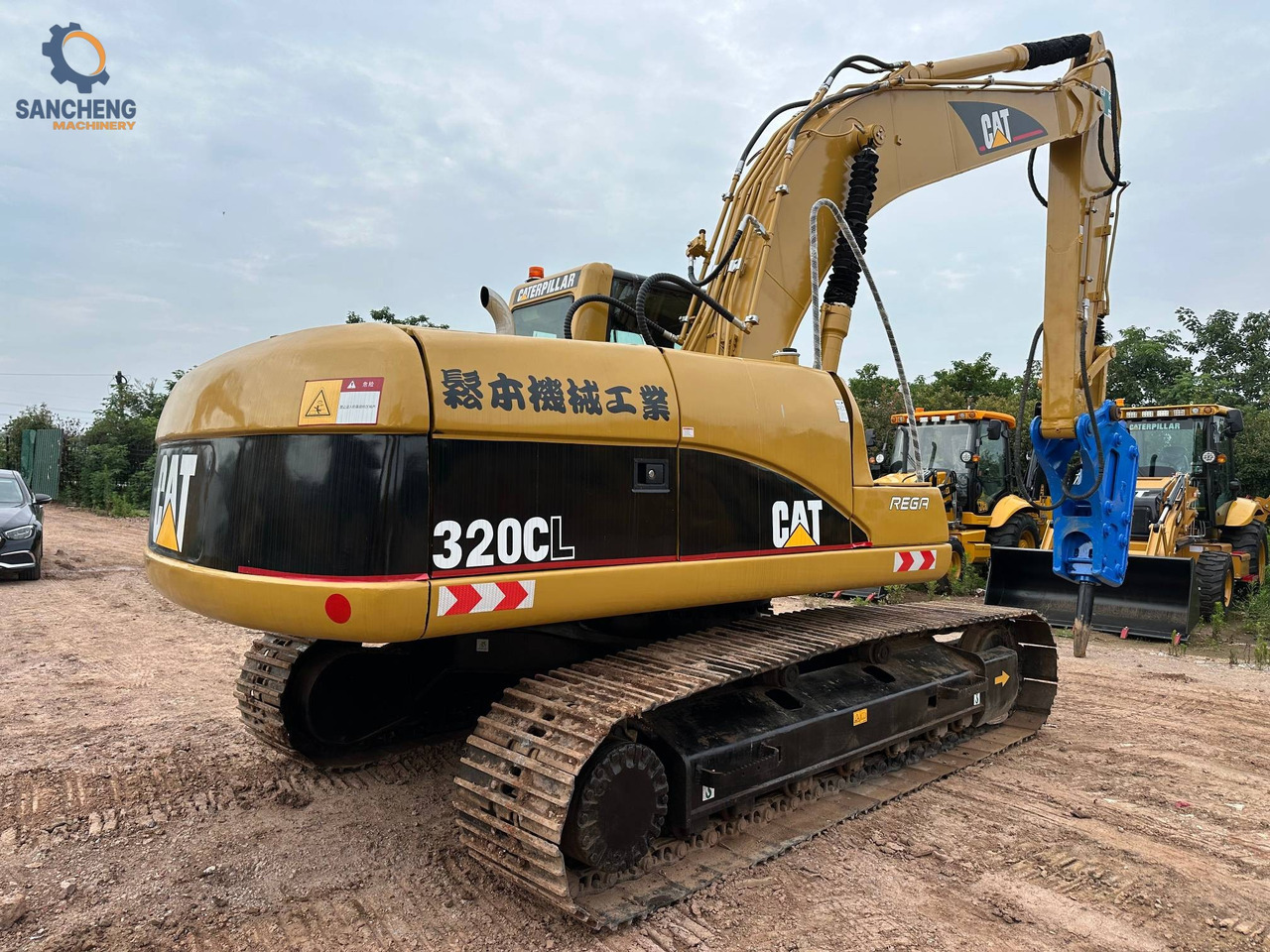CAT 320CL crawler excavator with hammer - حفار زاحف: صورة 4 CAT 320CL crawler excavator with hammer - حفار زاحف: صورة 4