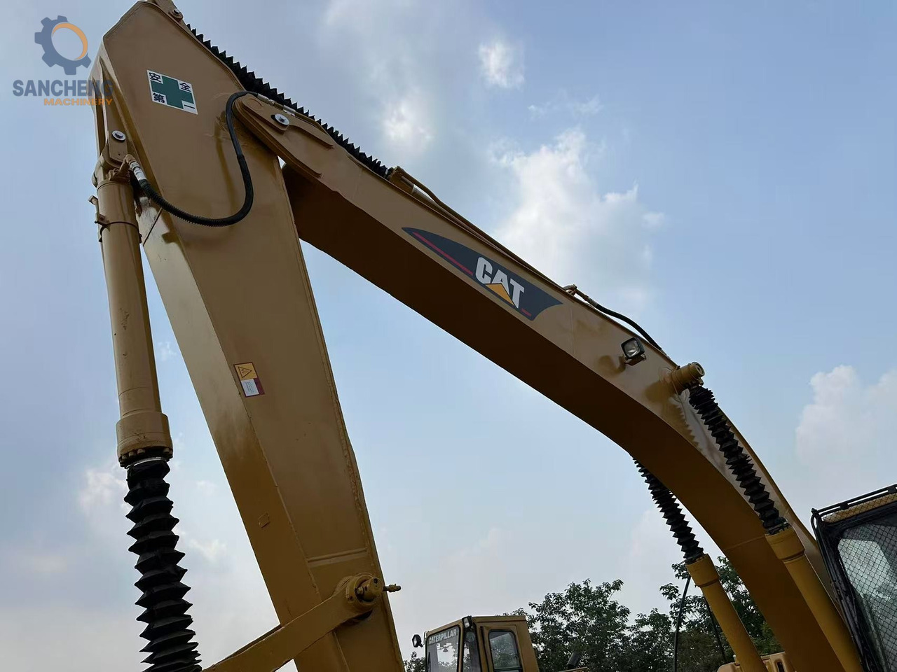 CAT 325CL - حفار زاحف: صورة 4 CAT 325CL - حفار زاحف: صورة 4
