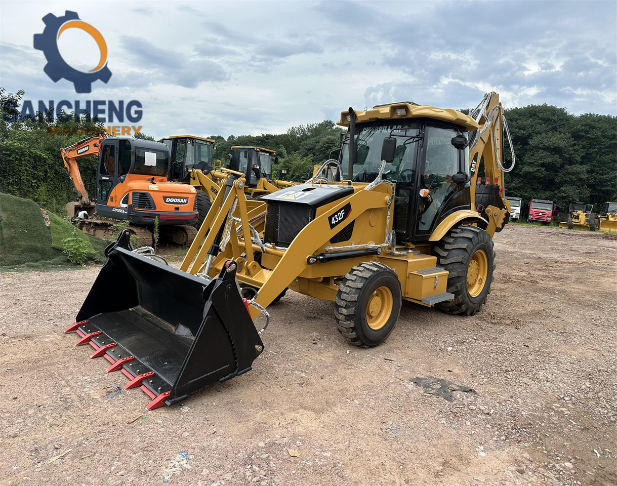 CAT 432F backhoe loader - لودر ذو محراث خلفي/ باكهو: صورة 2 CAT 432F backhoe loader - لودر ذو محراث خلفي/ باكهو: صورة 2