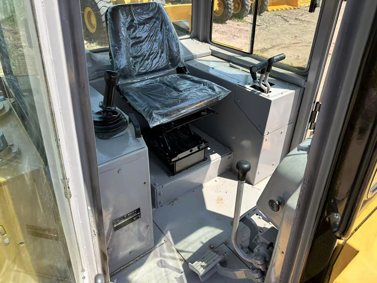 CAT D6G - بلدوزر: صورة 5 CAT D6G - بلدوزر: صورة 5