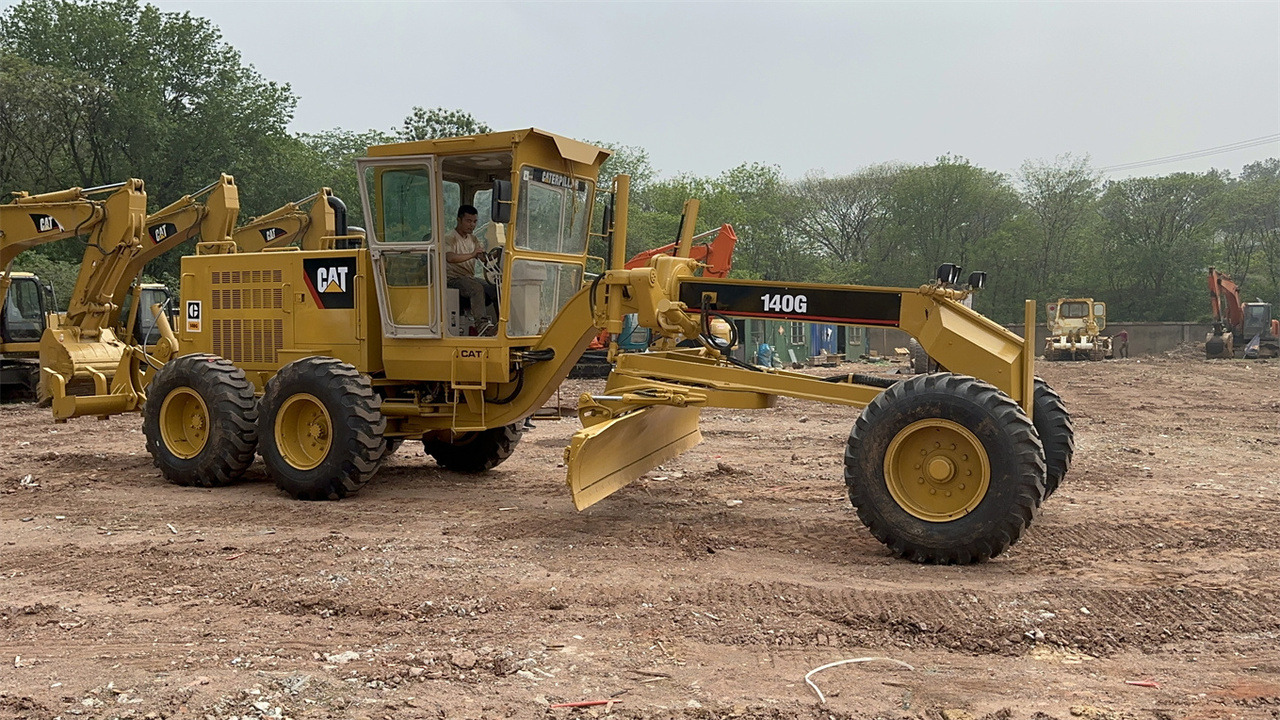 CATERPILLAR 140G - ماكينة تسوية: صورة 3 CATERPILLAR 140G - ماكينة تسوية: صورة 3