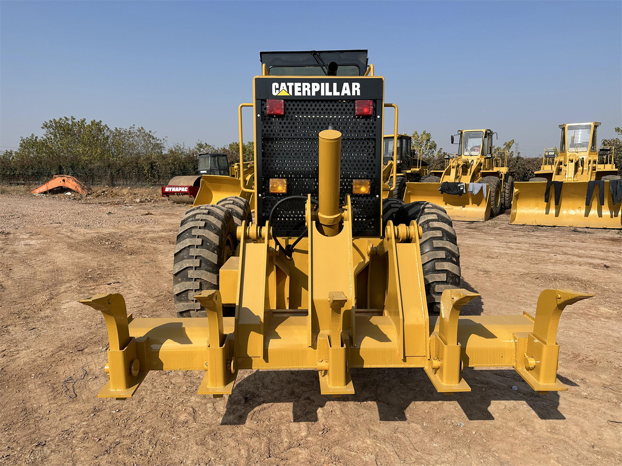 CATERPILLAR 140H - ماكينة تسوية: صورة 4 CATERPILLAR 140H - ماكينة تسوية: صورة 4