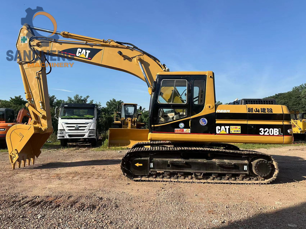 CATERPILLAR 320BL - حفار زاحف: صورة 1 CATERPILLAR 320BL - حفار زاحف: صورة 1