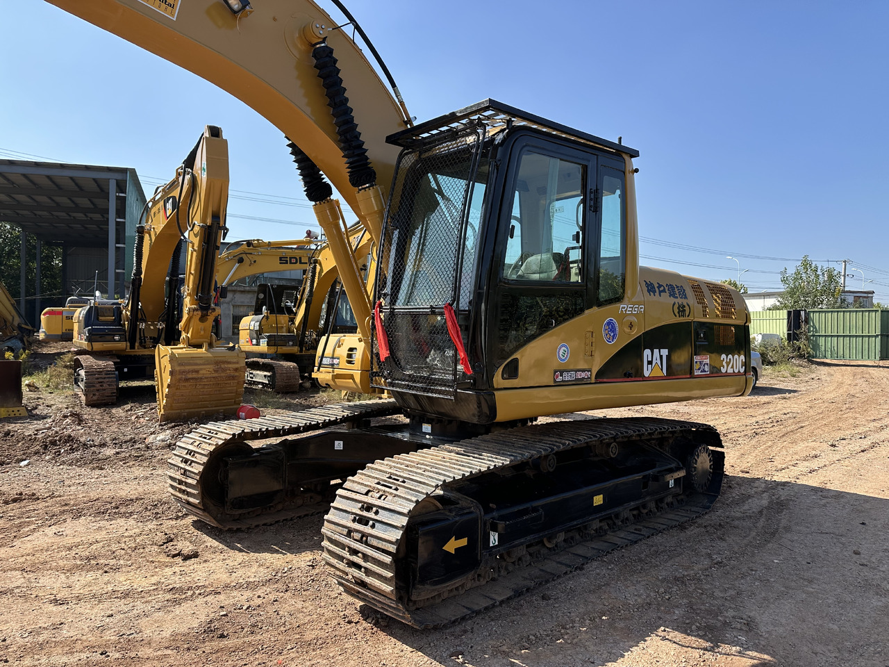 CATERPILLAR 320CL - حفار زاحف: صورة 2 CATERPILLAR 320CL - حفار زاحف: صورة 2