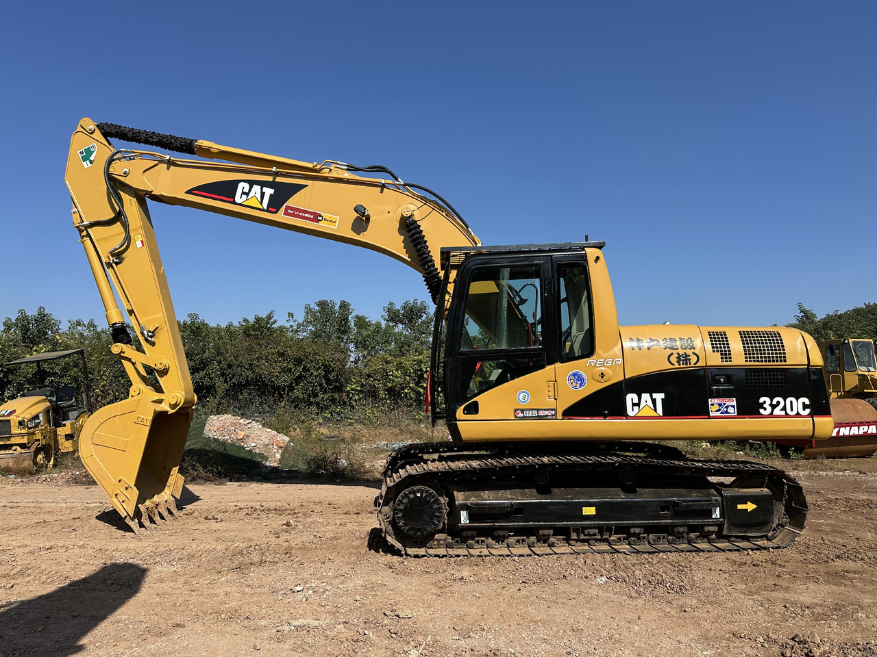 CATERPILLAR 320CL - حفار زاحف: صورة 2 CATERPILLAR 320CL - حفار زاحف: صورة 2