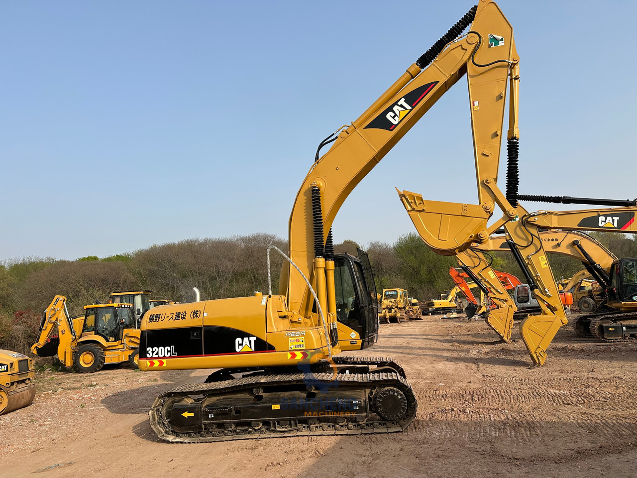 CATERPILLAR 320CL - حفار زاحف: صورة 4 CATERPILLAR 320CL - حفار زاحف: صورة 4